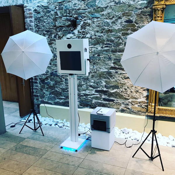 Photobooth guys €450